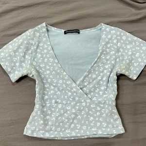 Only worn twice Brandy Melville cropped shirt